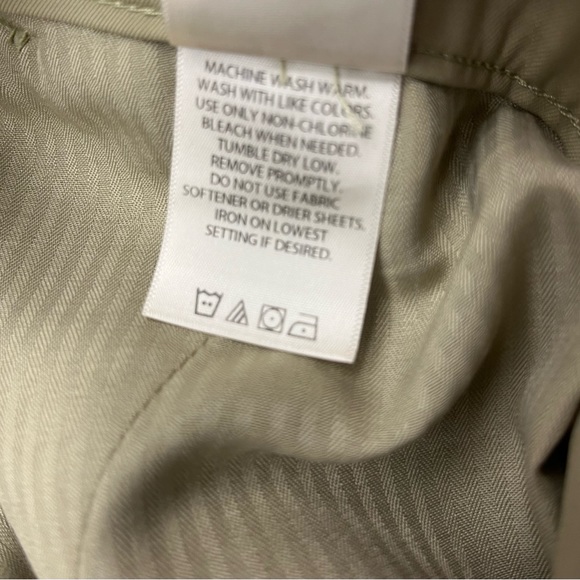 Men’s Haggar dress pants - Size 42/30 - Gently worn - Picture 8 of 8